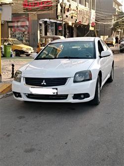 میتسوبیشی گلانت